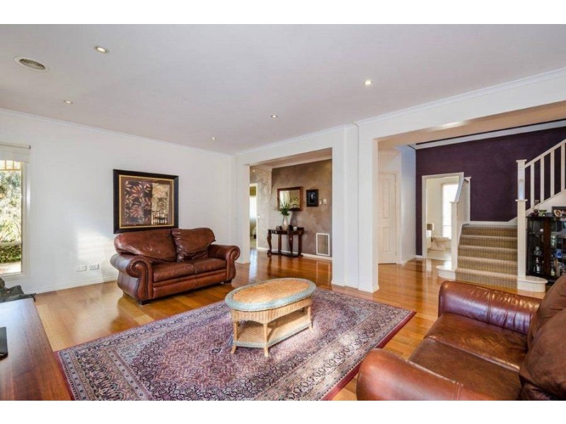 15 McPherson Place, Werribee VIC 3030