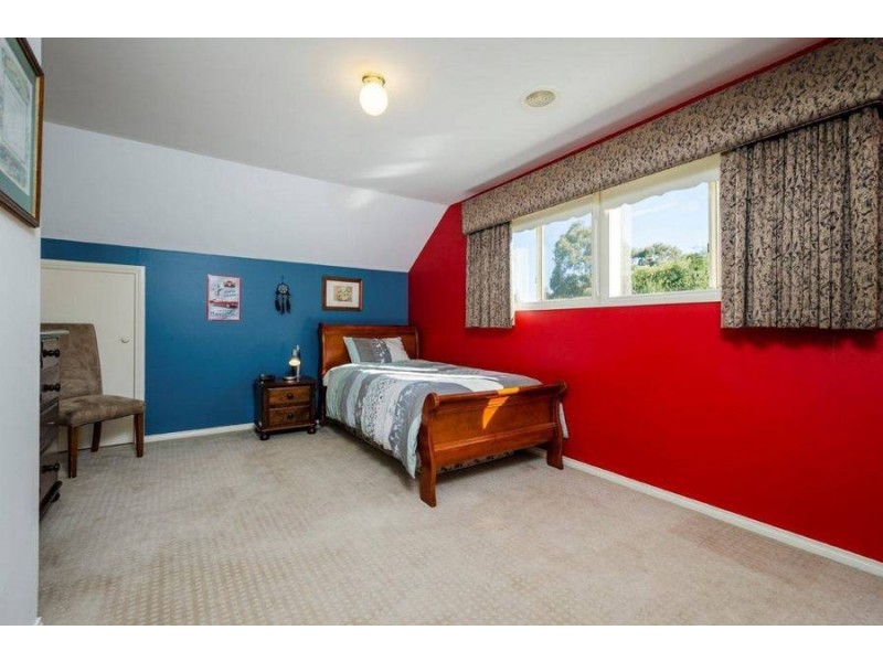 15 McPherson Place, Werribee VIC 3030