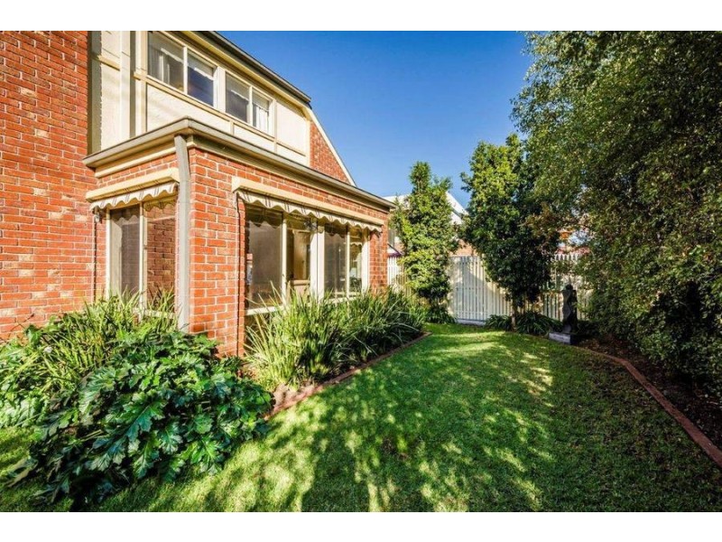 15 McPherson Place, Werribee VIC 3030