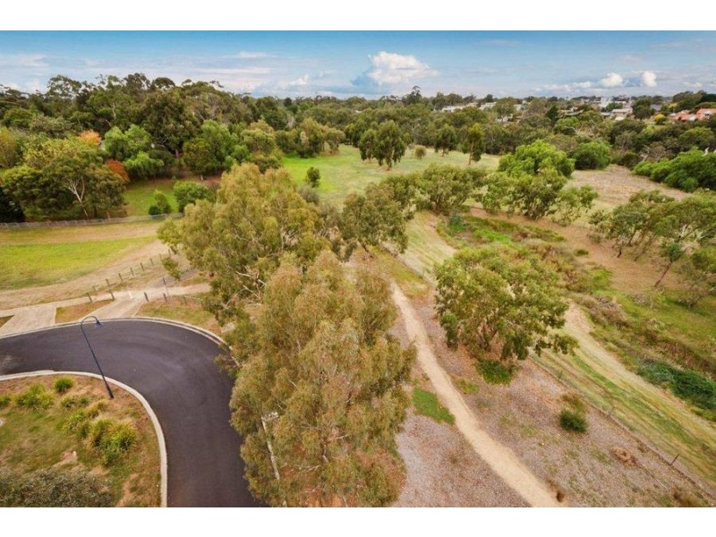 15 McPherson Place, Werribee VIC 3030