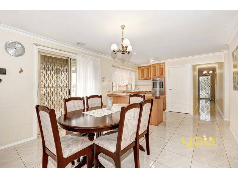 30 Bronzewing Street, Williams Landing VIC 3027