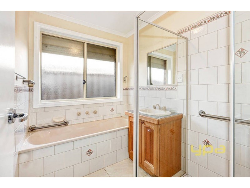 30 Bronzewing Street, Williams Landing VIC 3027