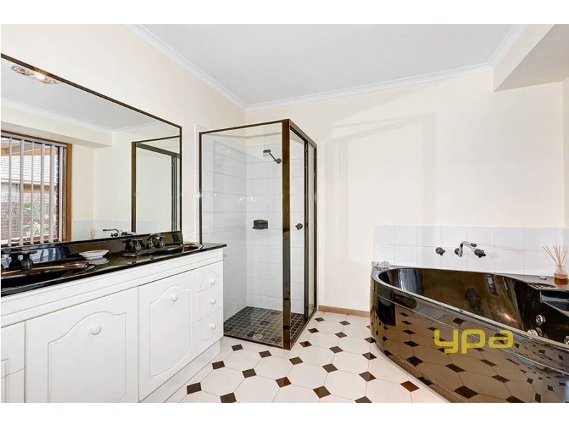 5 Fink Court, Hoppers Crossing VIC 3029