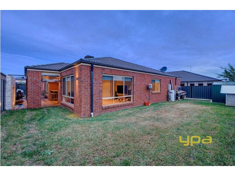 13 Winona Circuit, Tarneit VIC 3029