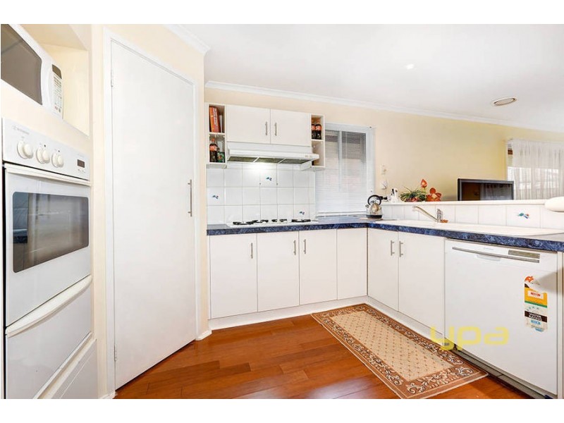 13 Racecourse Road, Werribee VIC 3030