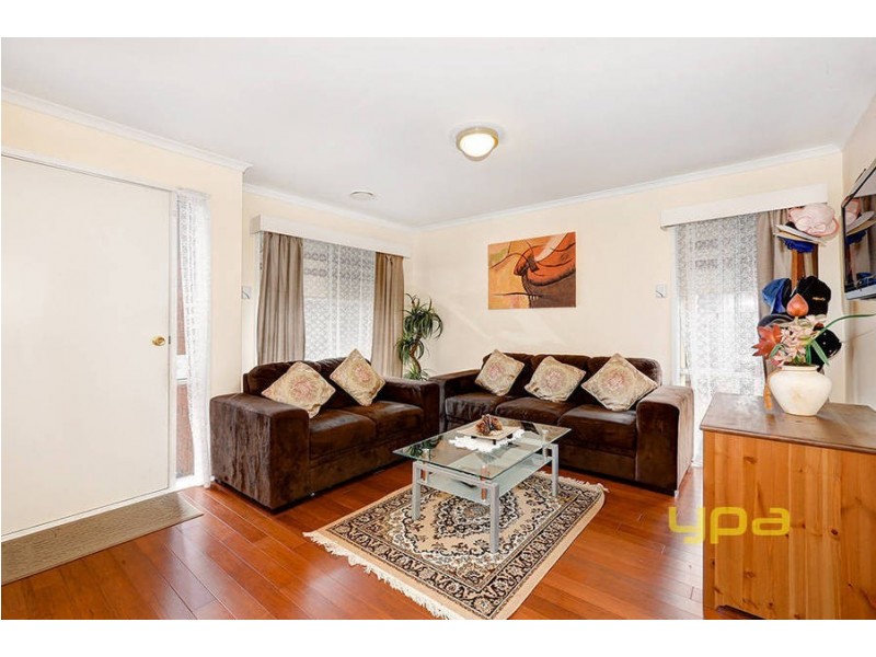 13 Racecourse Road, Werribee VIC 3030