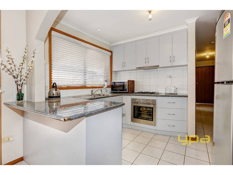 4/87-89 Duncans Road, Werribee VIC 3030