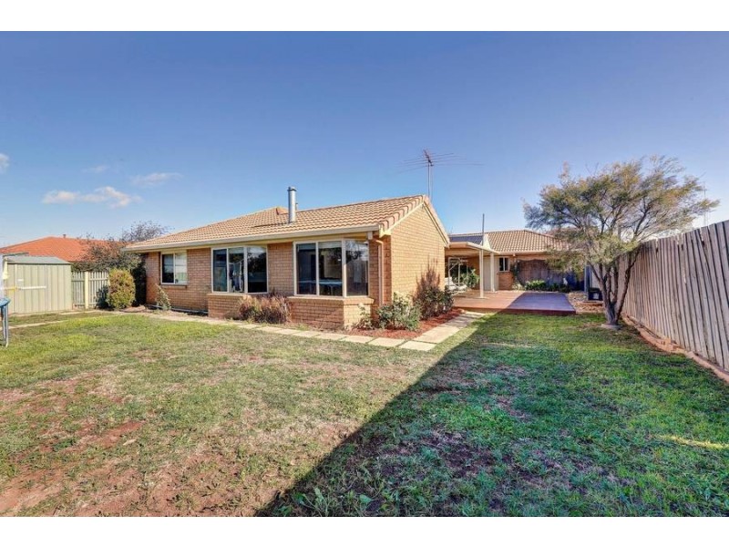 15 Sovereign Retreat, Hoppers Crossing VIC 3029