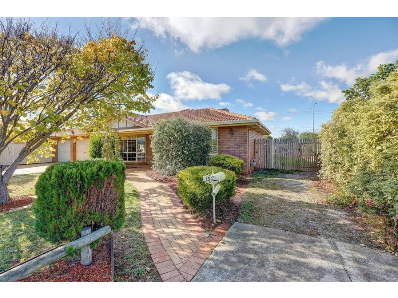 15 Sovereign Retreat, Hoppers Crossing VIC 3029