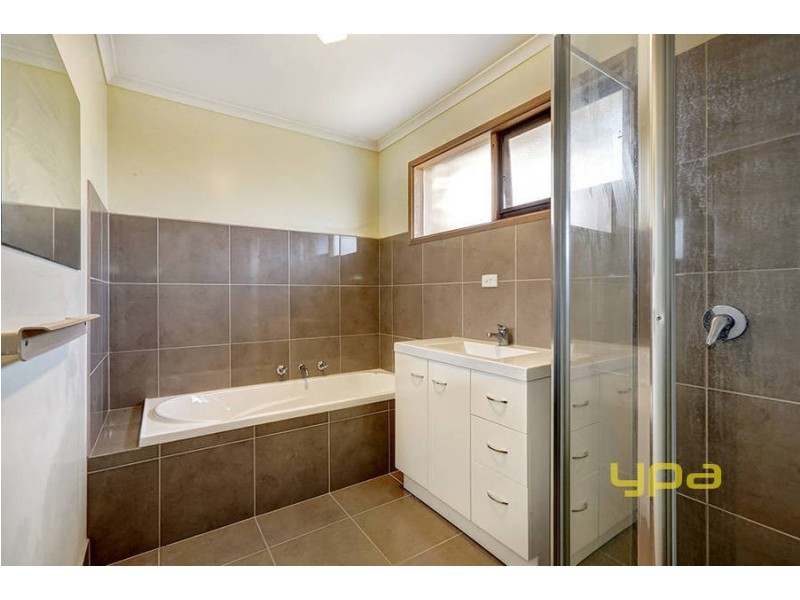 1/15 Point Cook Road, Altona Meadows VIC 3028
