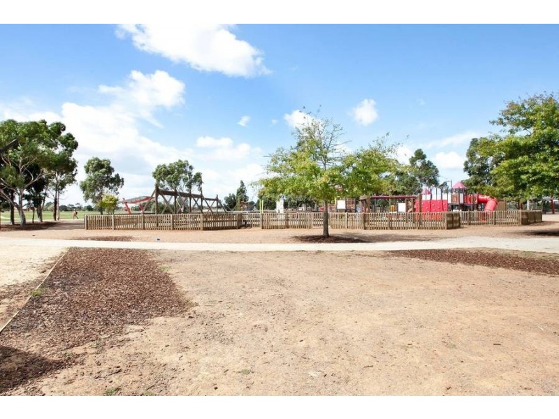 62 Lady Penrhyn Drive, Wyndham Vale VIC 3024