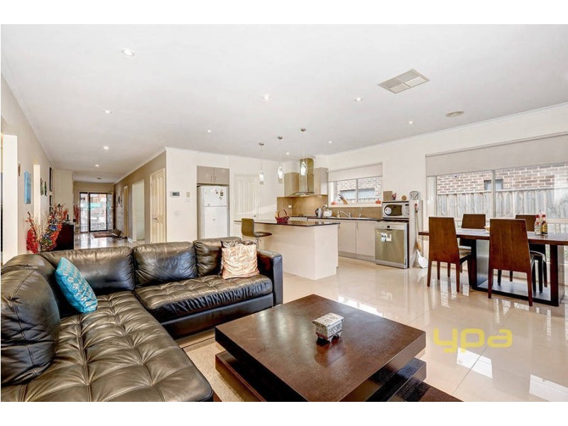 69 Rippleside Terrace, Tarneit VIC 3029