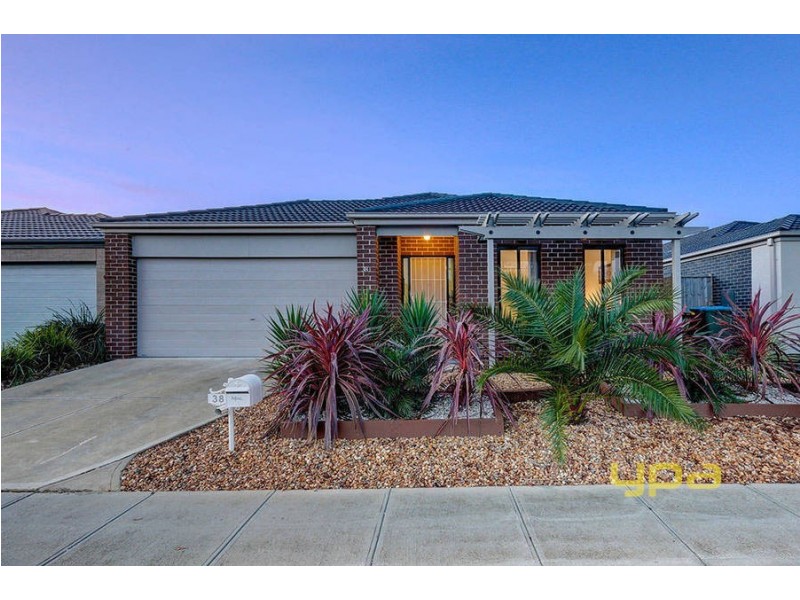 38 Prominence Boulevard, Tarneit VIC 3029