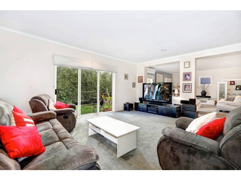 9 Glenmaggie Place, Wyndham Vale VIC 3024