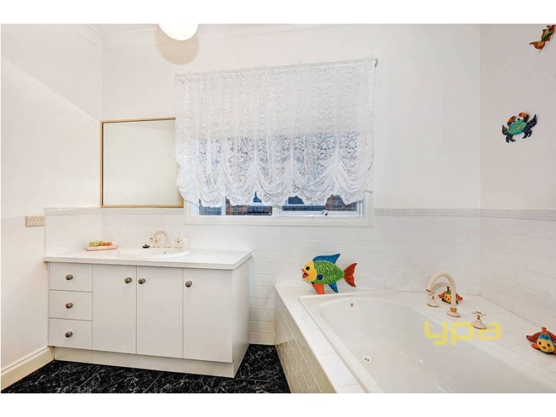 126 Westleigh Drive, Werribee VIC 3030