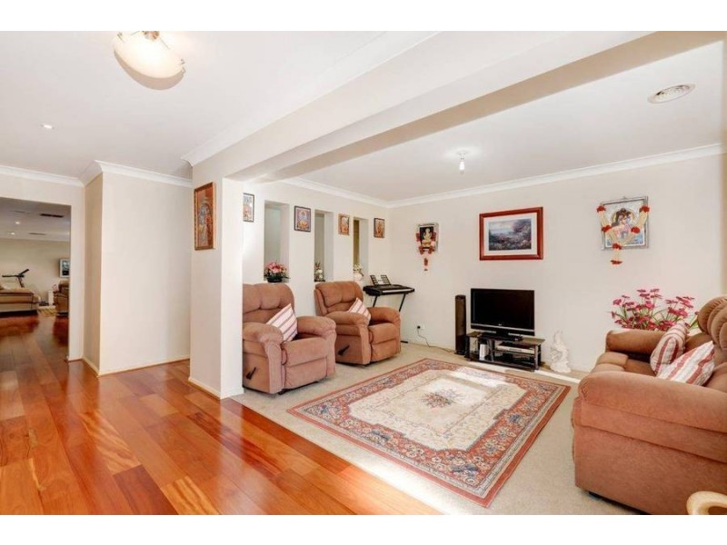 27 Ribbon Gum Drive, Tarneit VIC 3029