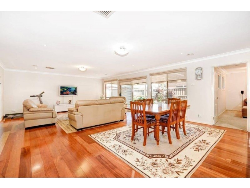 27 Ribbon Gum Drive, Tarneit VIC 3029