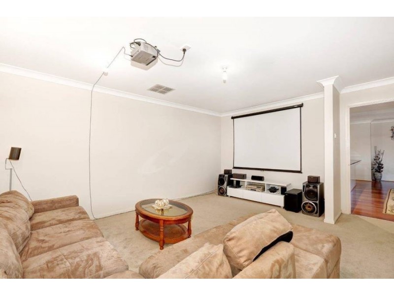 27 Ribbon Gum Drive, Tarneit VIC 3029