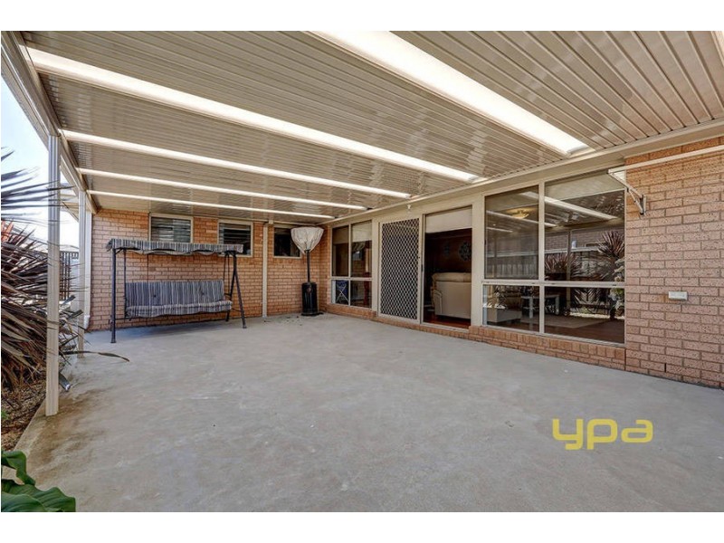 27 Ribbon Gum Drive, Tarneit VIC 3029