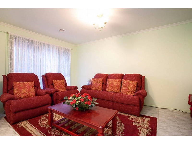 43 Grant Avenue, Werribee VIC 3030