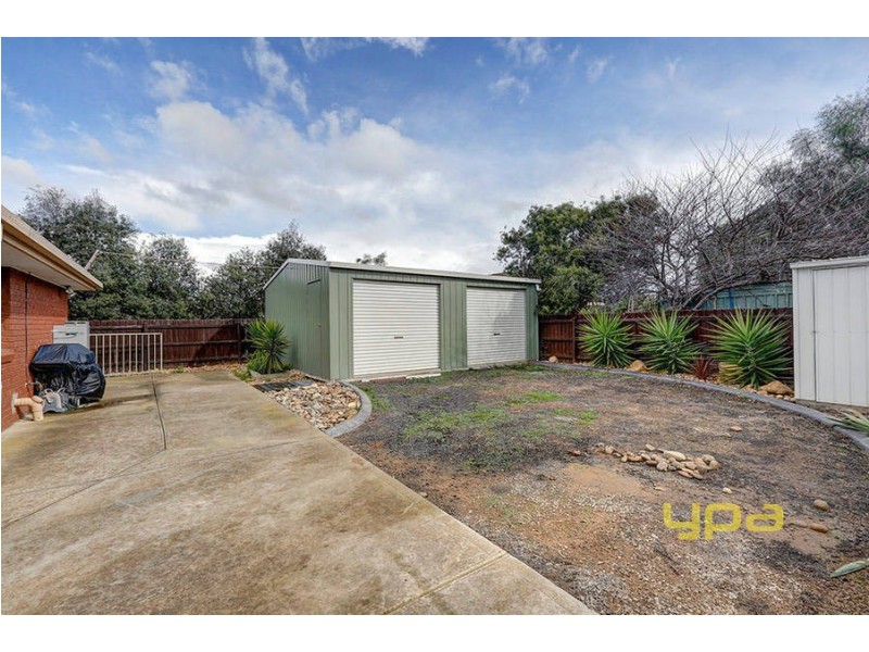 17 Thoroughbred Avenue, Werribee VIC 3030