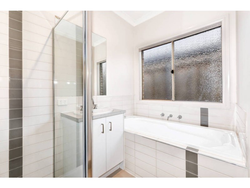 52 Fairview Parade, Tarneit VIC 3029