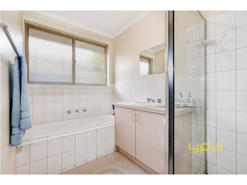 1/30 Symons Avenue, Hoppers Crossing VIC 3029