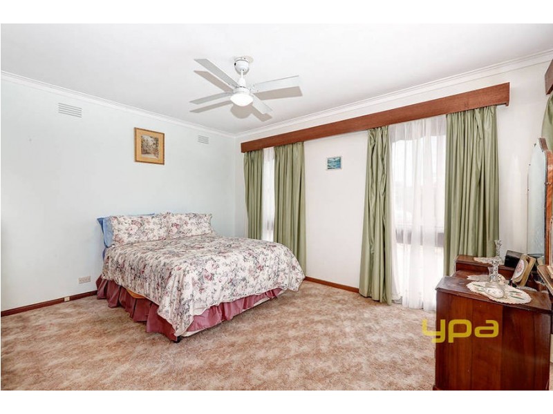 2 Grant Avenue, Werribee VIC 3030