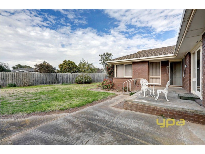 2 Grant Avenue, Werribee VIC 3030