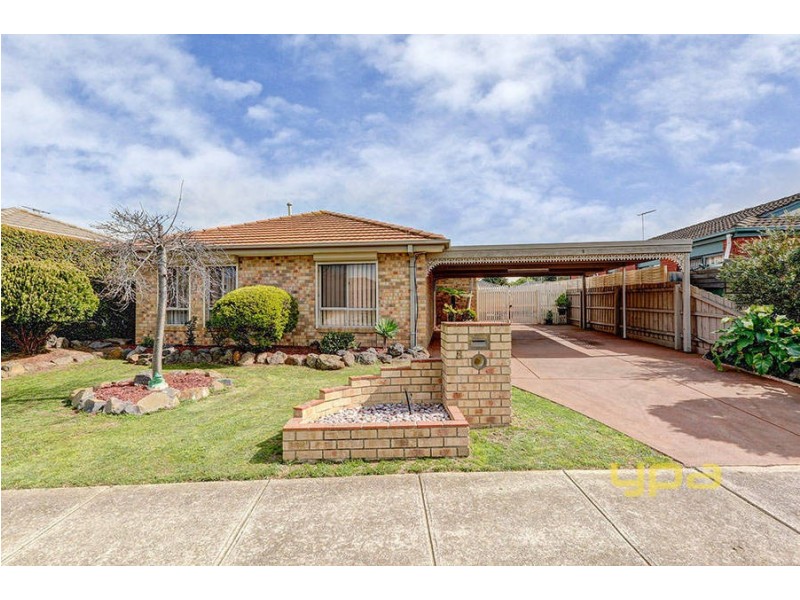 8 Tigris Close, Werribee VIC 3030