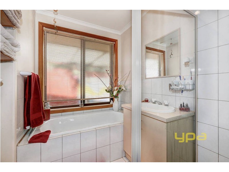 22 Mirambeek Road, Hoppers Crossing VIC 3029