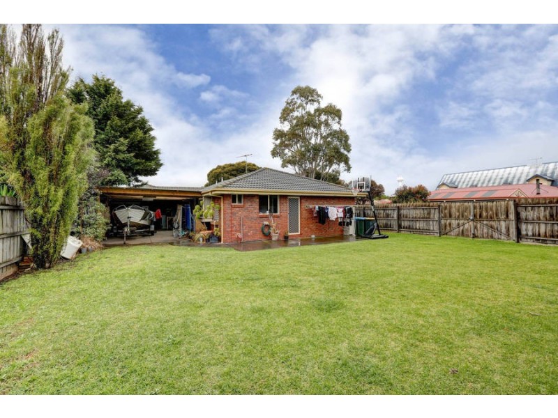 64 Koroneos Drive, Werribee South VIC 3030