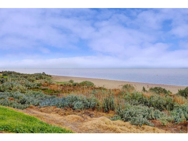 64 Koroneos Drive, Werribee South VIC 3030