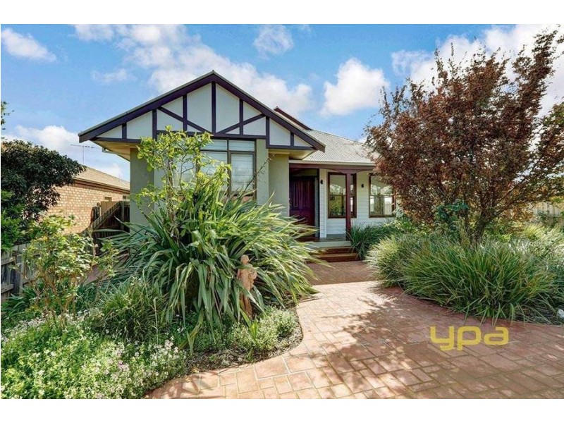 26 Koroneos Drive, Werribee South VIC 3030
