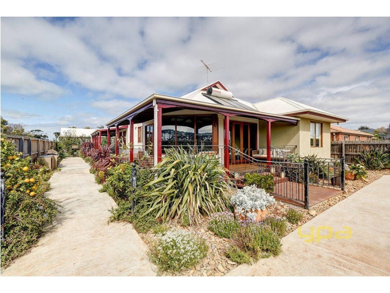 26 Koroneos Drive, Werribee South VIC 3030