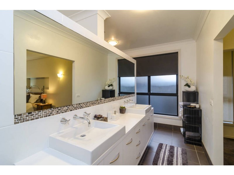 29 Penrose Promenade, Tarneit VIC 3029