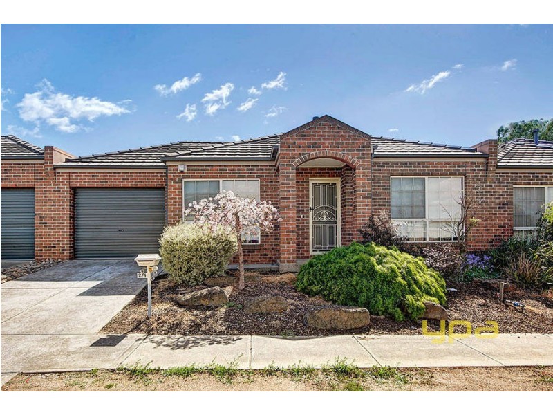 2/4 Albert Place, Hoppers Crossing VIC 3029