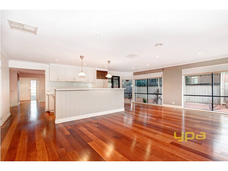23 Brentwood Drive, Werribee VIC 3030