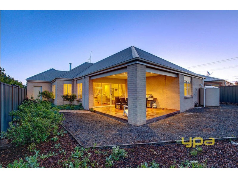 14 Balladong Crescent, Tarneit VIC 3029