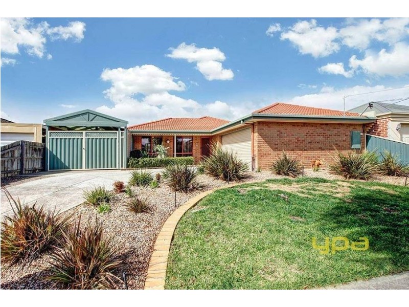 36 Maple Crescent, Hoppers Crossing VIC 3029