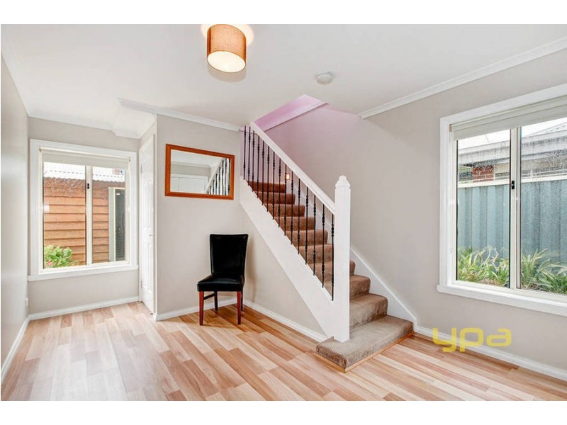 36 Maple Crescent, Hoppers Crossing VIC 3029