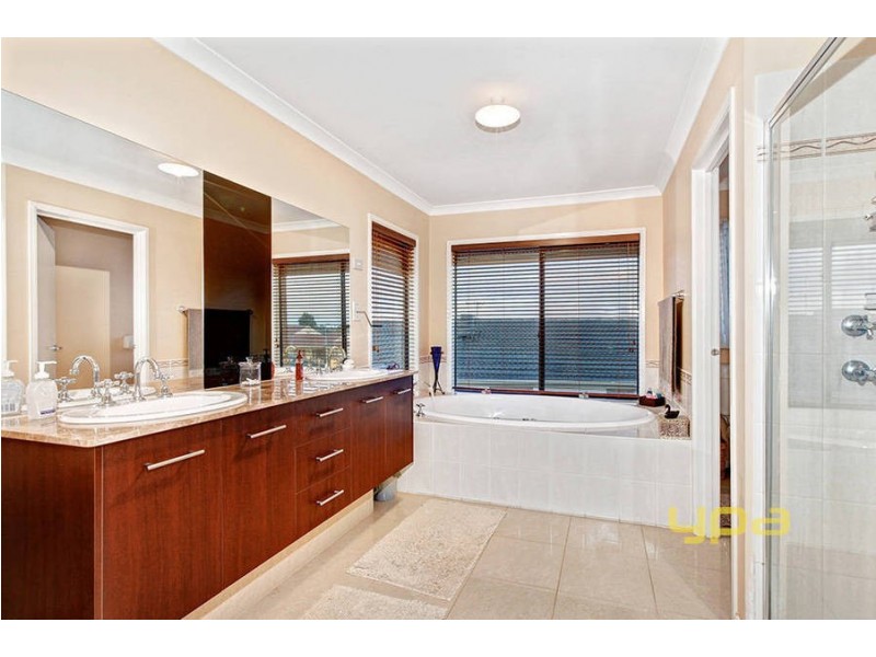 3 Scherbourg Place, Hoppers Crossing VIC 3029