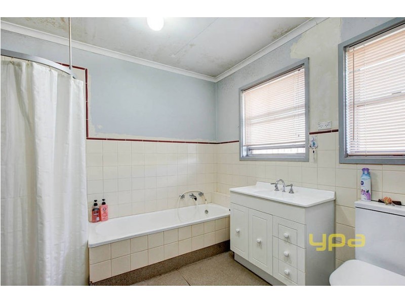 41 Loyola Avenue, Werribee VIC 3030