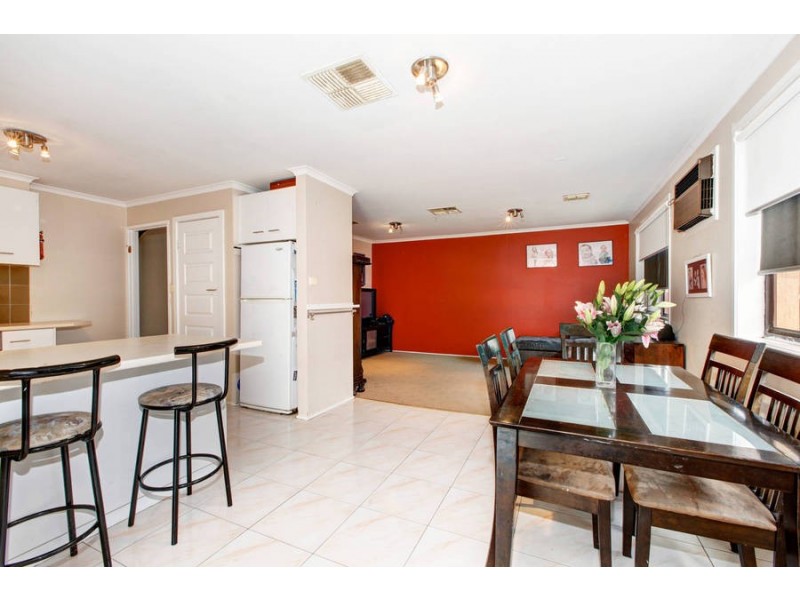 25 Westminster Drive, Werribee VIC 3030