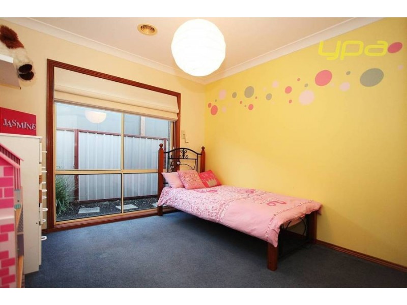 17 Fifeshire Drive, Hoppers Crossing VIC 3029