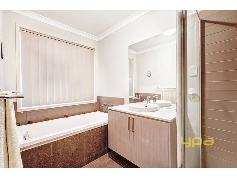 313 Hogans Road, Tarneit VIC 3029