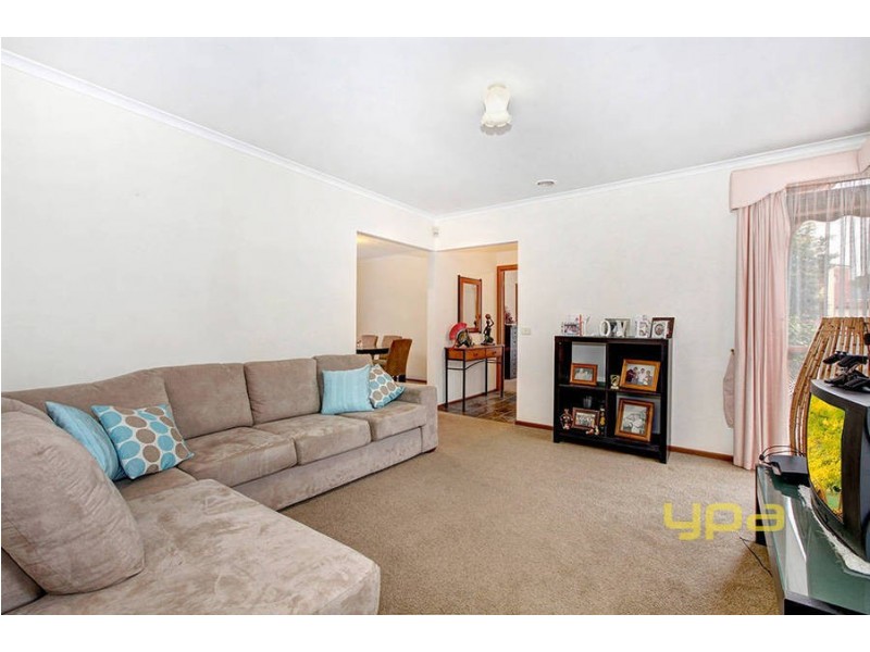 17 Lamb Grove, Hoppers Crossing VIC 3029