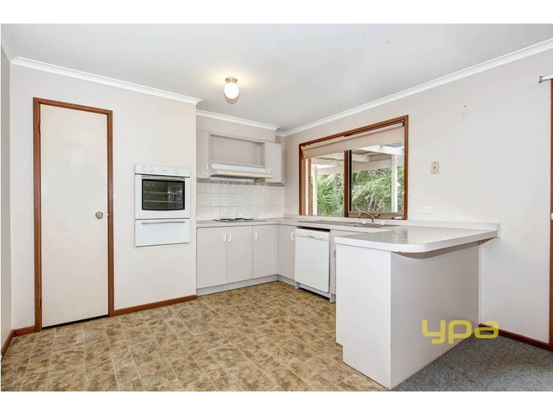 14 Grant Avenue, Werribee VIC 3030