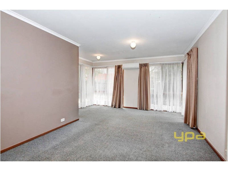 14 Grant Avenue, Werribee VIC 3030