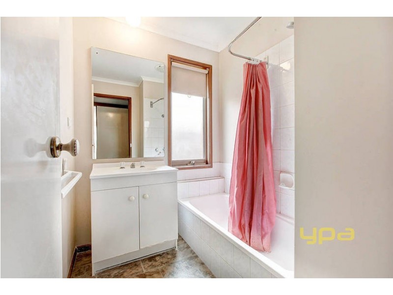 14 Grant Avenue, Werribee VIC 3030